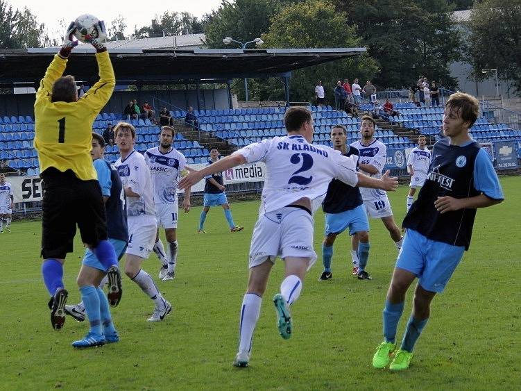 Kladno (v bílém) zdolalo doma Libiš 2:1. 