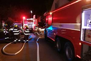 Požár rodinného domu ve Třebichovicích si vyžádal jeden lidský život.