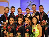Pátý titul mistryň světa získaly závodnice Aerobik Dancers Kladno v Praze.