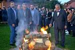 Zapalování vatry na Masarykovu počest 2019