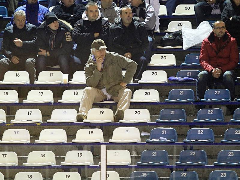 Rytíři Kladno - Mountfield Hradec Králové 1:3, hráno 15. 12. 2013