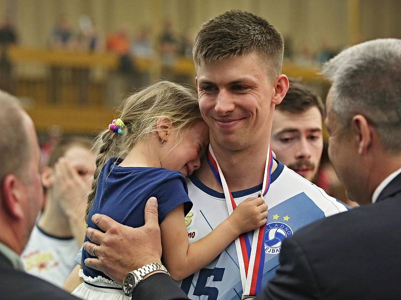 Kladno po roce opět stříbrné, titul bere Karlovarsko // Kladno volejbal cz - Karlovarsko 2:3, finále Extraliga volejbalu (stav 0:3), Kladno, 26.4.2018