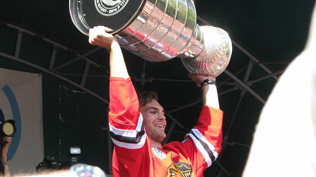 Michael Frolík ukázal v Kladně před deseti roky Stanley Cup