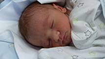 Matěj Bohata se narodil 3. února 2021 v kolínské porodnici, vážil 3160 g a měřil 51 cm. Do Kouřimi si ho odvezla sestřička Agáta (3) a rodiče Barbora a Patrik.