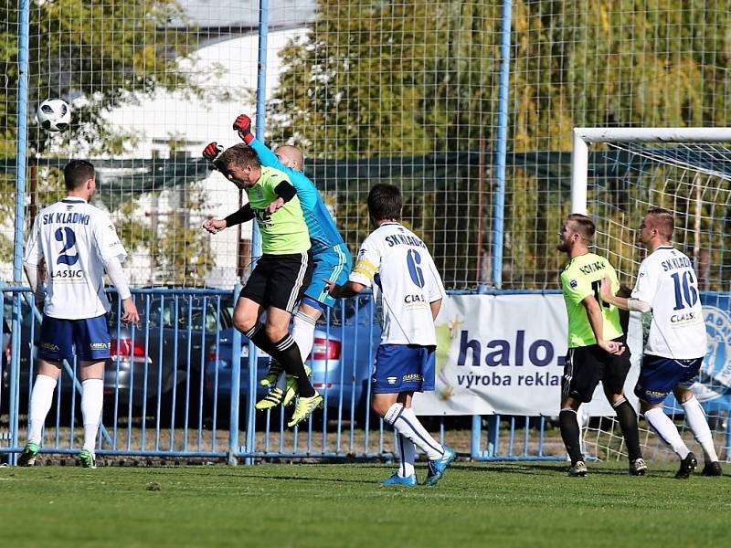 Kladno (v bílém) si poradilo se silnými Zbuzany 1:0