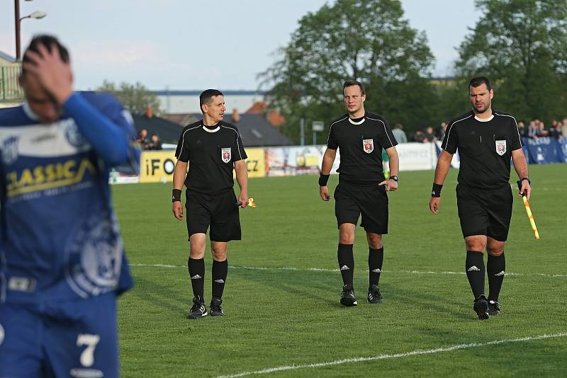 Sokol Hostouň - SK Kladno 2:0, Divize B, 28. 4. 2019