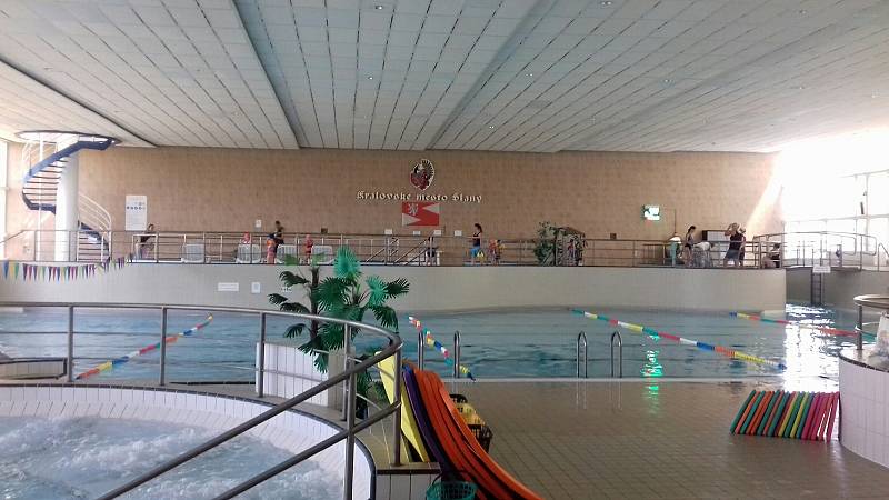 Aquapark ve Slaném oslavil již dvacetiny, potřebuje už ale neodkladné opravy.