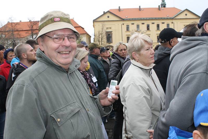 Návštěva prezidenta Miloše Zemana ve Slaném na náměstí.