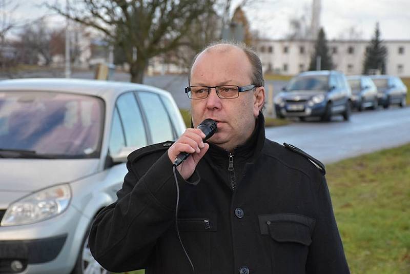 Třetí pietní setkání v aleji Ivo Rubíka ve Slaném na nových Hájích