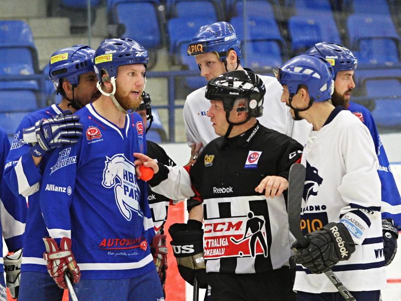 HBC Alpiq Kladno - HBC Autosklo H.A.K. Pardubice 2:3 prodl.