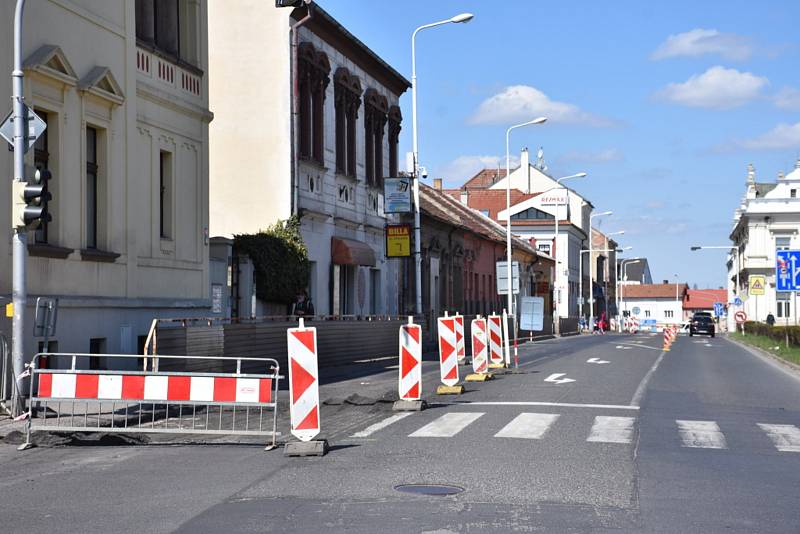 Oprava v Kleinerově ulici v úsecích křižovatek s ulicemi Vašatova a E. Beneše.