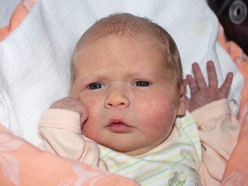 MARKÉTA SIXTOVÁ, LOUNY. Narodila se 24. února 2020. Po porodu vážila 3,25 kg. Rodiče jsou Kateřina Sixtová a Jiří Sixta. (porodnice Slaný)