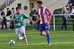 Hostouň (v zeleném) nečekaně padla v Berouně 0:2. 