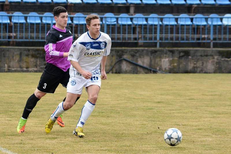 Divize: Kladno - Tn. Rakovník 1:0.