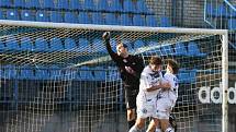 Kladno přenechalo důležité body Měcholupům // SK Kladno -SK Horní Měcholupy 1:3 (0:2) , utkání 14.k. CFL. ligy 2012/13, hráno 10.11.2012