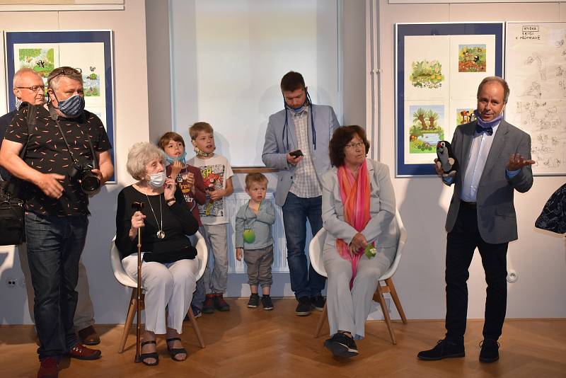Otevření expozice Nejen Krtek v Kladenském zámku za účasti rodiny Zdeňka Milera.