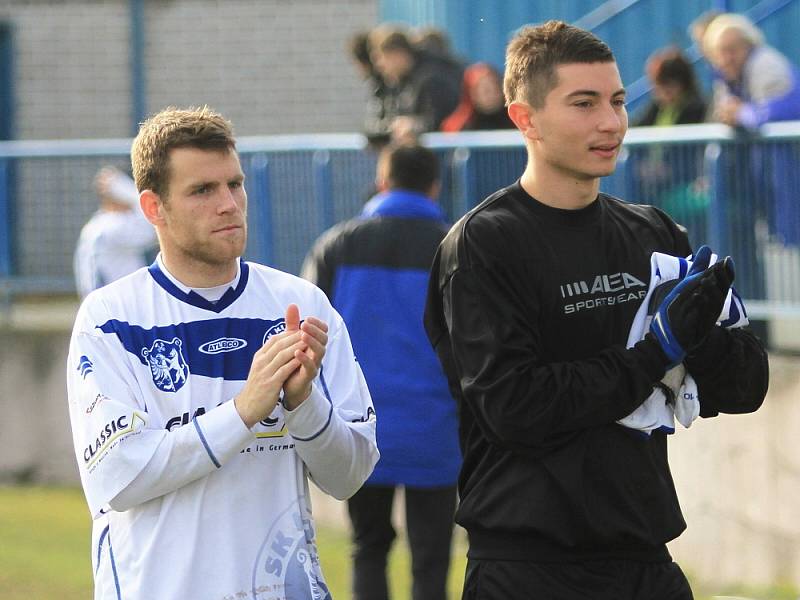 ČFL: Podzimní část zakončili kladenští borci důležitou tříbodovou výhrou. // SK Kladno - MFK Chrudim 2:0, hráno 24. 11. 2012