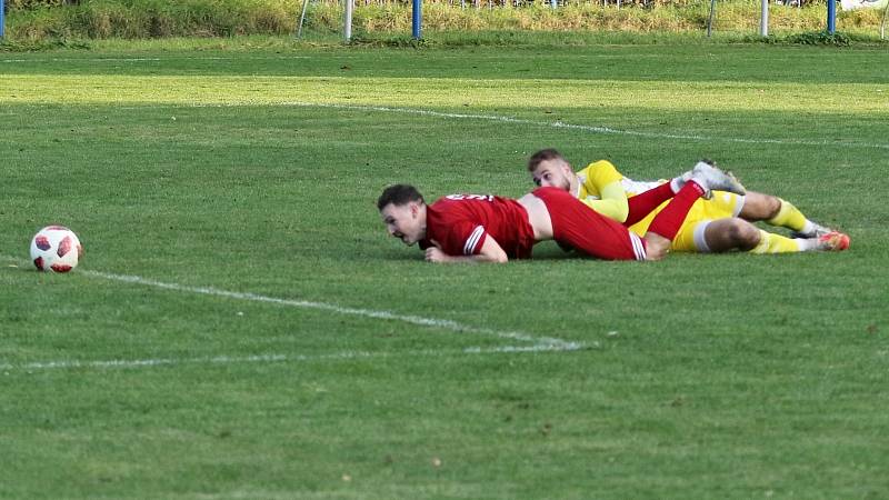 SK Baník Libušín - FC Čechie Velká Dobrá 3:1 (2:1), I.A tř., 16. 10. 2021