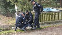 Policisté se v pátek dopoledne vydali na kontrolu chatových oblastí na Unhošťsku.