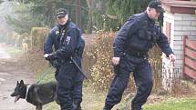 Policisté se v pátek dopoledne vydali na kontrolu chatových oblastí na Unhošťsku.