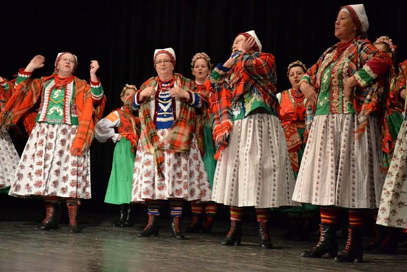 21. ročník Středočeského folklorního festivalu Tuchlovická pouť. Začátek akce a přivítání hostu v Kulturním centru Nového Strašecí. 