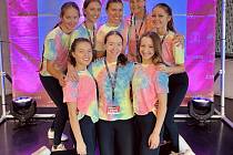Kladenské aerobičky v seniorské kategorii step si připravily své poslední vystoupení na finále mistrovství světa v Ostravě.