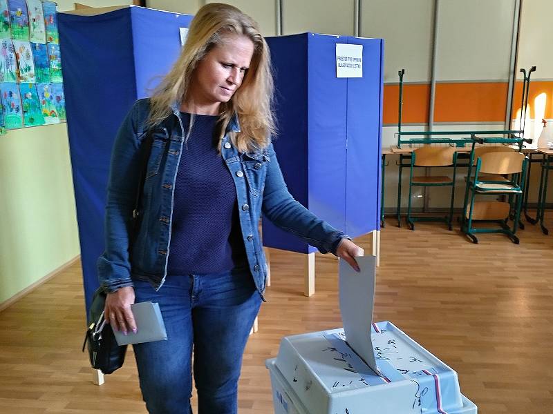Komunální volby v kladenské ZŠ Moskevská.