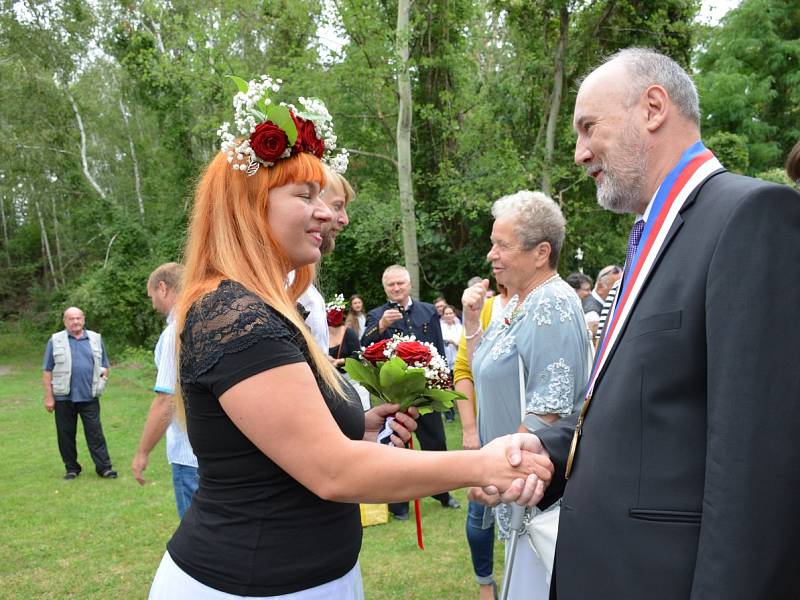 Hornický skanzen dolu Mayrau ve Vinařicích hostit vůbec první svatební obřad ve své historii.