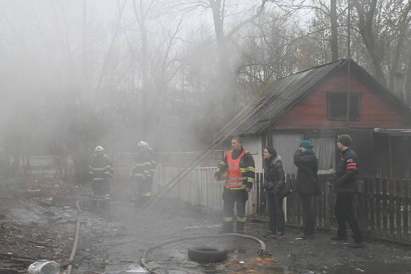 Středeční požár v Bakově