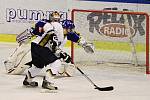 Vítkovický brankář Kubáň neuvěřitelně chytil...// Alpiq Kladno – HC Vítkovice 2:2, 2. utkání předkola play off Noen extraligy, 15.3.2012