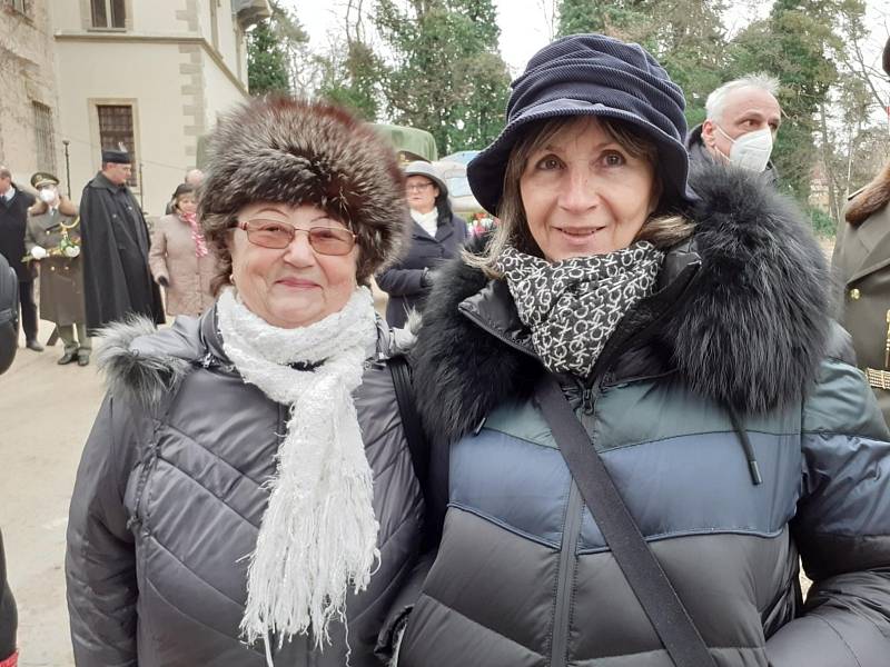 Lidičtí a členové kladenské obce legionářské se poklonili památce výsadkářů operace Silver A.