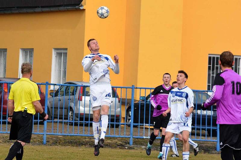 Divize: Kladno - Tn. Rakovník 1:0.