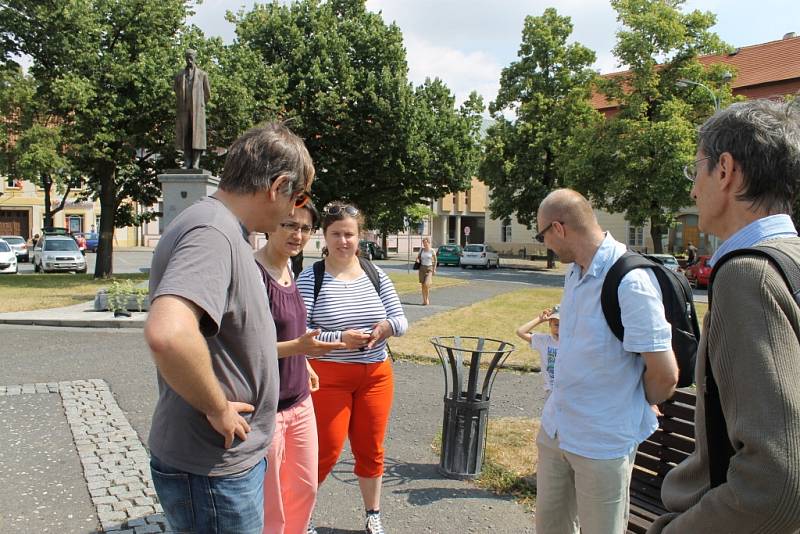 Protestní akce ve Slaném - Udej bližního svého