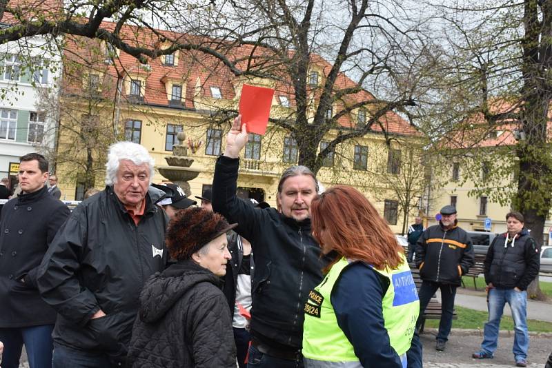 Návštěva prezidenta Miloše Zemana ve Slaném na náměstí.