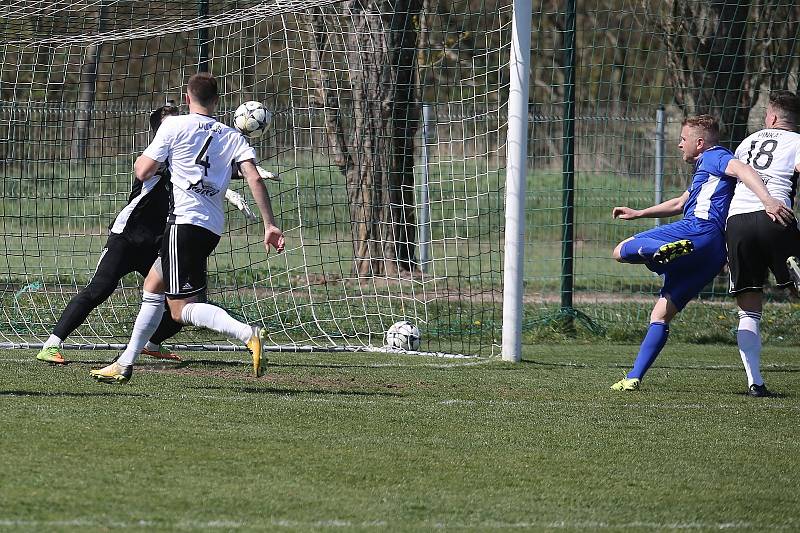 TJ SK Hřebeč - Baník Libušín 5:1, KP, 19.4.2019