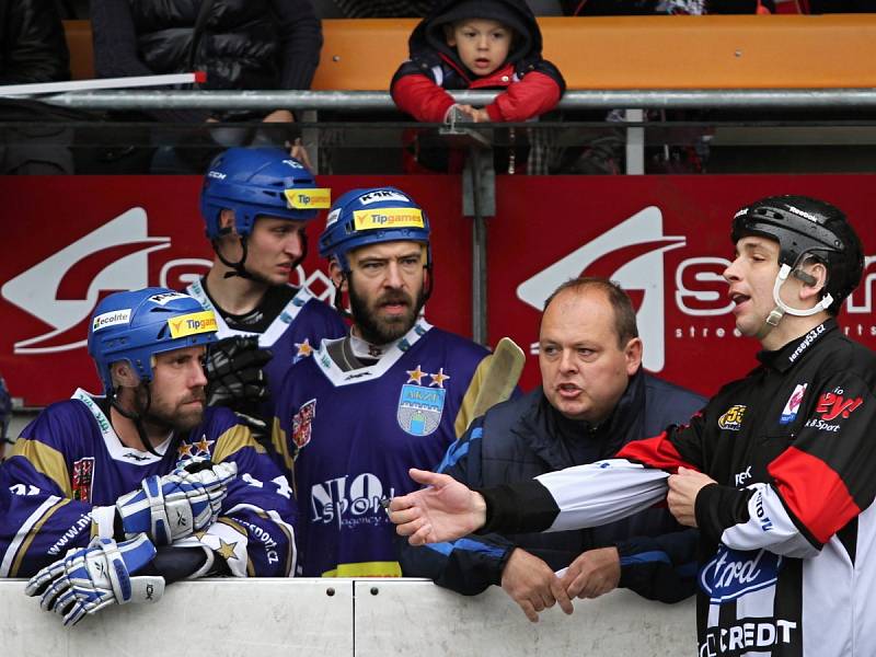 Alpiq postupuje do finále! // HBC ALPIQ Kladno - HBT Vlašim (0:0, 0:1, 1:0 - 1:0), semifinále Ford Credit  EL hokejbalu.