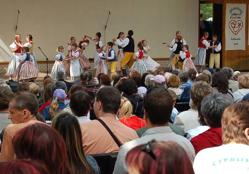 Středočeský folklorní festival - Tuchlovická pouť 2009