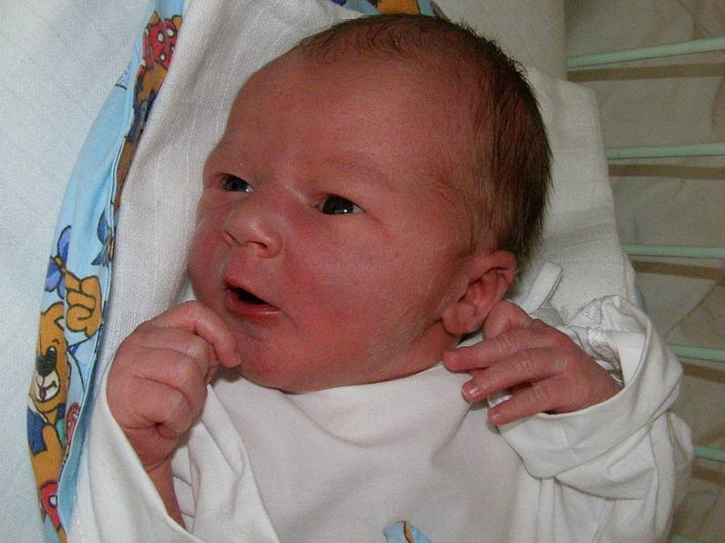 Lukáš Janča, Hřebeč, 14. 1. 2009, váha 3,61 kg, míra 51 cm. Rodiče Lenka Hnízdová a Pavel Janča (porodnice Kladno).