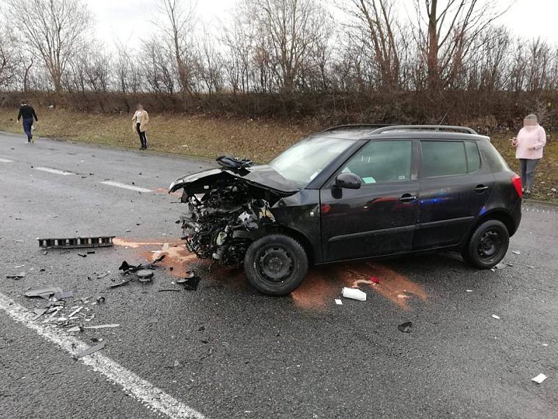 Dopravní nehoda na dálnici D6 ve směru na Prahu.