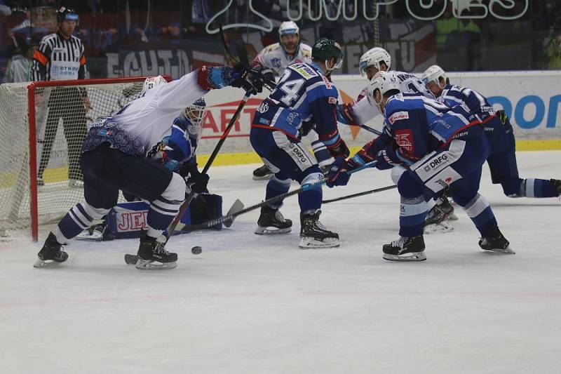 Kladno (v bílém) hostilo v hokejové extralize Kometu Brno.