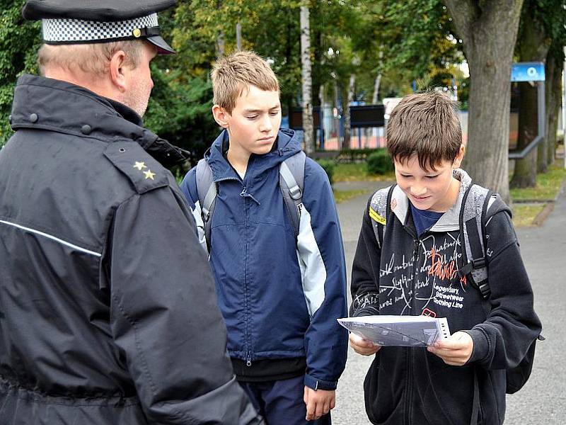 Jubilejního desátého ročníku soutěže O pohár ředitele Městské policie Kladno se zúčastnili zástupci 13 kladenských škol.