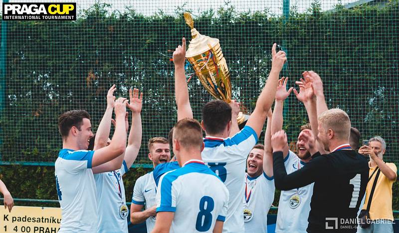 V pořadí již devatenáctý mezinárodní turnaj PragaCup v malém fotbale se uskutečnil v sobotu 22. června v Praze v areálu FC Přední Kopanina. Zvítězil tým Mostu