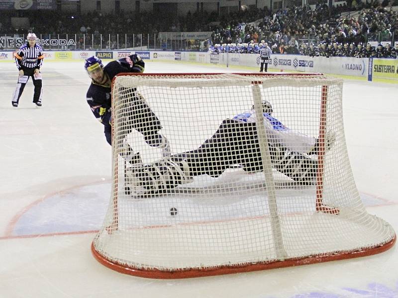 Koba Jass parádním blafákem získal Rytířům druhý bod/ Kladno - Plzeň 2:1, sn, 22.2.2013