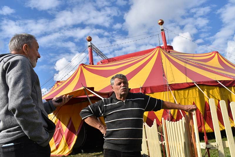 Cirkus Humberto opět v Kladně. Show Legenda 2022 přináší jedinečný zážitek.
