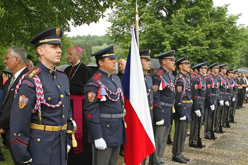 Pietní vzpomínka k 74. výročí vyhlazení obce Lidice se konala 11. června 2016