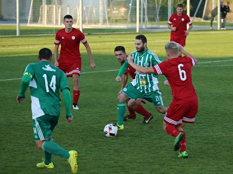 Sokol Hostouň - Meteor Praha 2:1 (1:1), Divize sk. B, 16.10. 2016