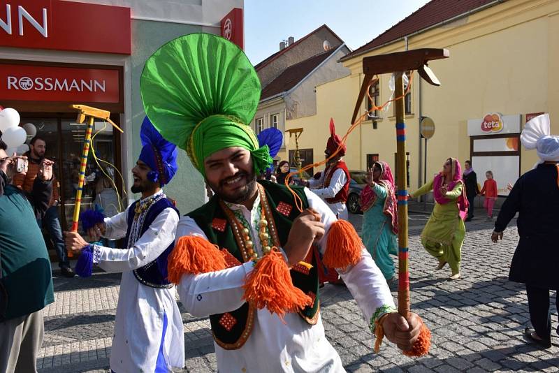 Dny indické kultury pokračují v Kladně i ve Slaném.