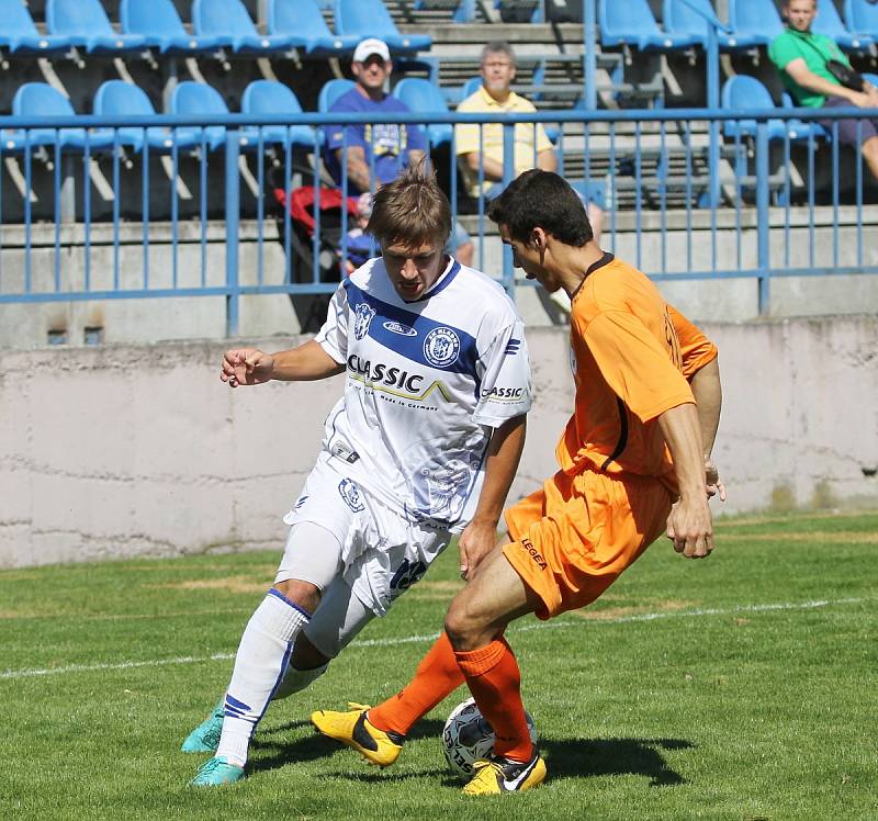 SK Kladno - Aritma Praha 2:2, divize 6. 9. 2013