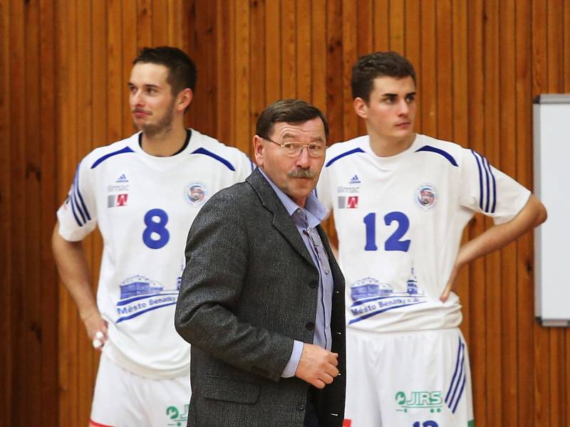 Bojovné Benátky favorita potrápily, Kladno ale v euforii vítězí 3:1 // Kladno volejbal cz –  VK Benátky nad Jizerou  3 :1  ( – 21, 18,  20, 19 ), Extraliga volejbalu, Kladno, 10. 12. 2016