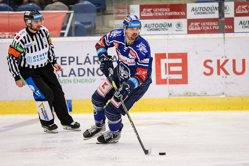 Rytíři Kladno (v modrém) hostili v Chomutově Bílé tygry Liberec.